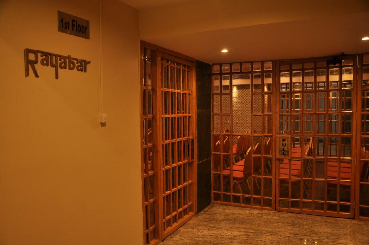 מלון Vijayawāda Krishna Residency מראה חיצוני תמונה